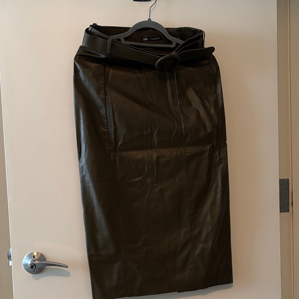 Zara Dark Brown Leather Pencil Skirt